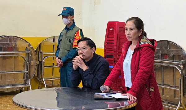 Vụ thông tin thực phẩm bẩn vào trường học: Nghe hiệu trưởng nói, phụ huynh 