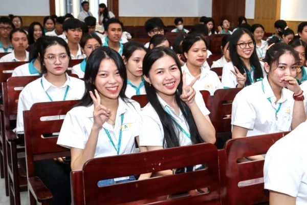 Xác định số lượng tuyển sinh theo quy định mới, trường ĐH chuẩn bị ra sao?