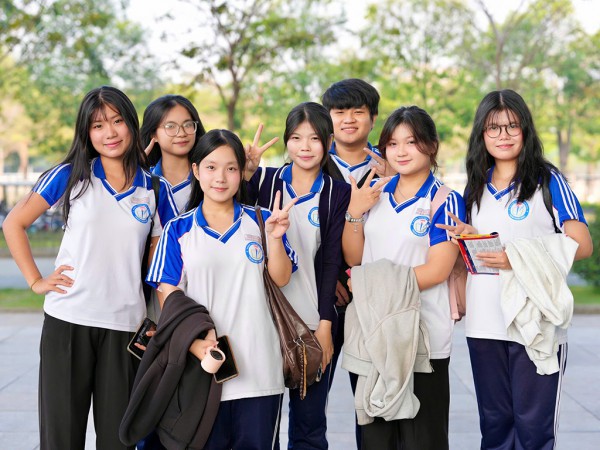 Xét tuyển ĐH bằng điểm học bạ thế nào cho công bằng?