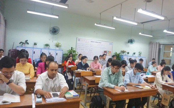 Xu hướng mới: Giáo viên chuyển từ trường tư sang công Xu hướng mới: Giáo viên chuyển từ trường tư sang công