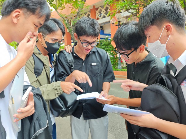 ĐH Quốc gia TP.HCM có bắt buộc thí sinh thi năng lực mới được xét tuyển năm 2026?