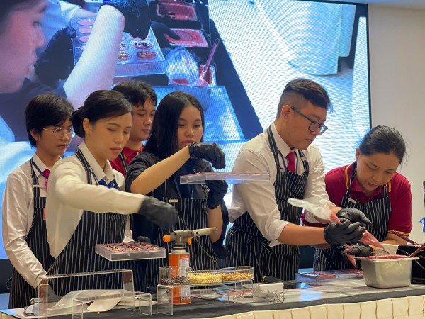 Để trung học nghề thật sự 