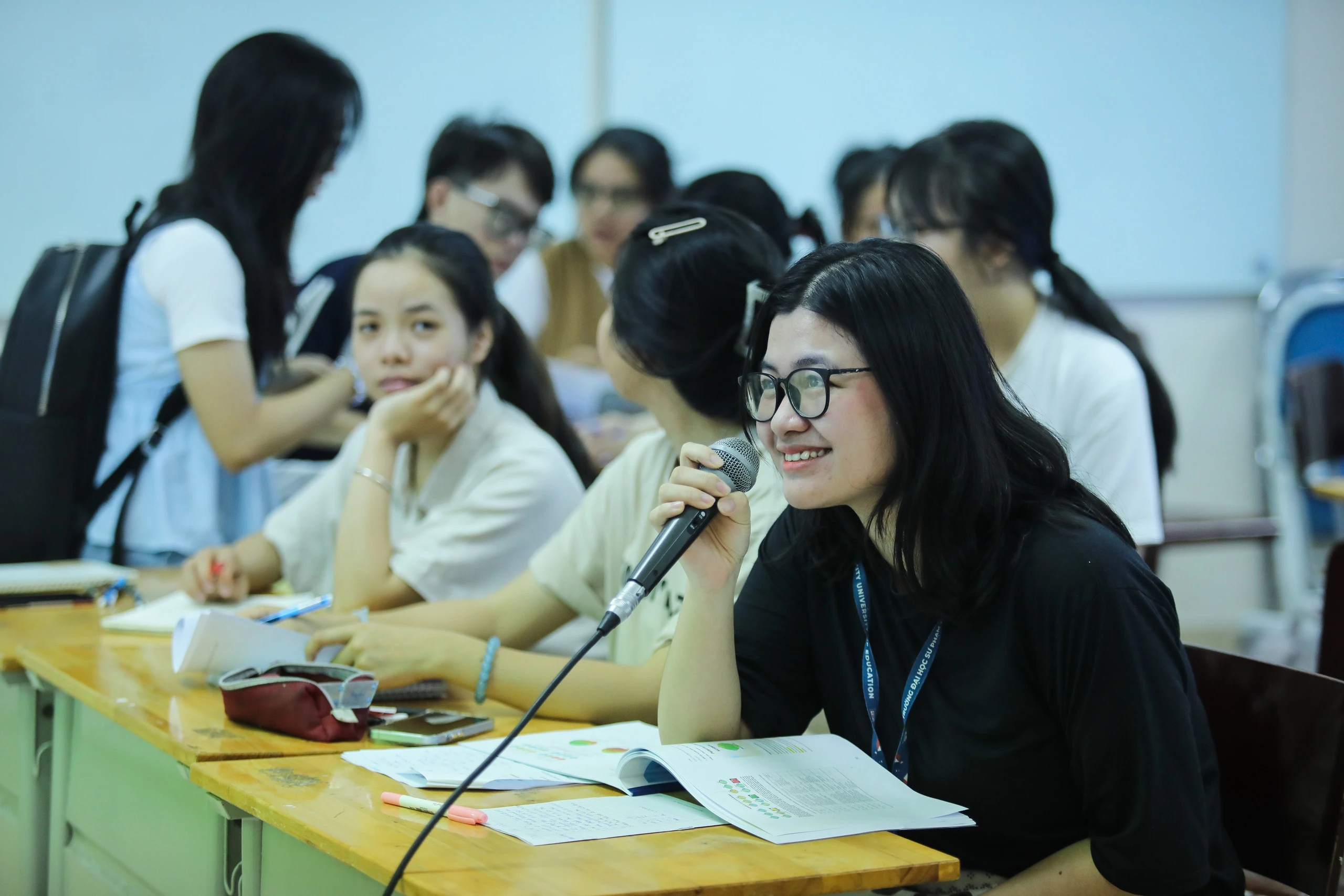 Điểm chuẩn Trường ĐH Sư phạm TP.HCM: Sư phạm lịch sử, sư phạm ngữ văn cao nhất Điểm chuẩn Trường ĐH Sư phạm TP.HCM: Sư phạm lịch sử, sư phạm ngữ văn cao nhất