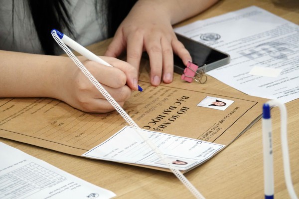 Điểm học bạ xét vào ĐH, nếu có thì nên ở mức độ nào?