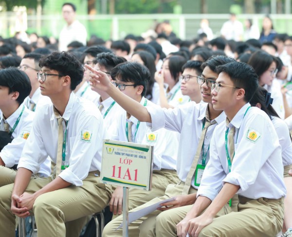 Định vị rõ nét vai trò của giáo dục - đào tạo