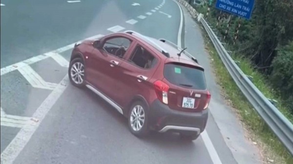 3 vạch kẻ đường dễ khiến tài xế 3 vạch kẻ đường dễ khiến tài xế