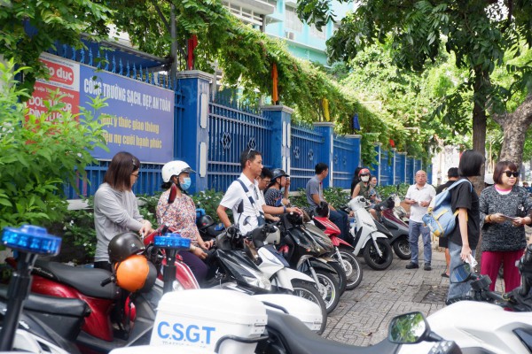 CSGT Công an TPHCM đảm bảo an toàn giao thông tại các điểm thi vào lớp 10