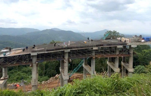 Cán bộ, viên chức Lâm Đồng gian nan vì kết nối giao thông yếu kém