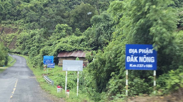 Cán bộ, viên chức Lâm Đồng gian nan vì kết nối giao thông yếu kém