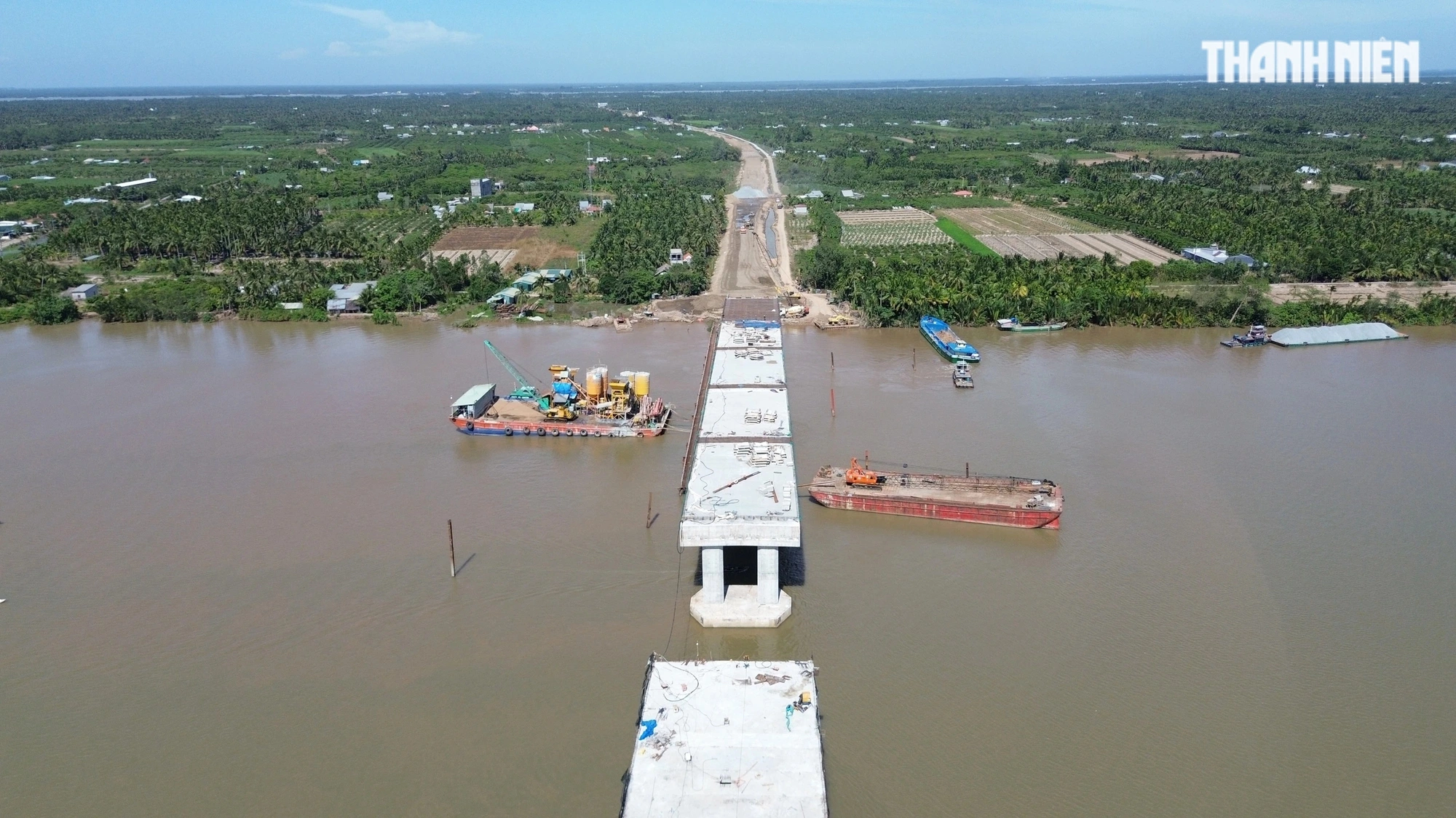 Cận cảnh cầu Đại Ngãi 2 nối Trà Vinh và Sóc Trăng trước ngày thông xe