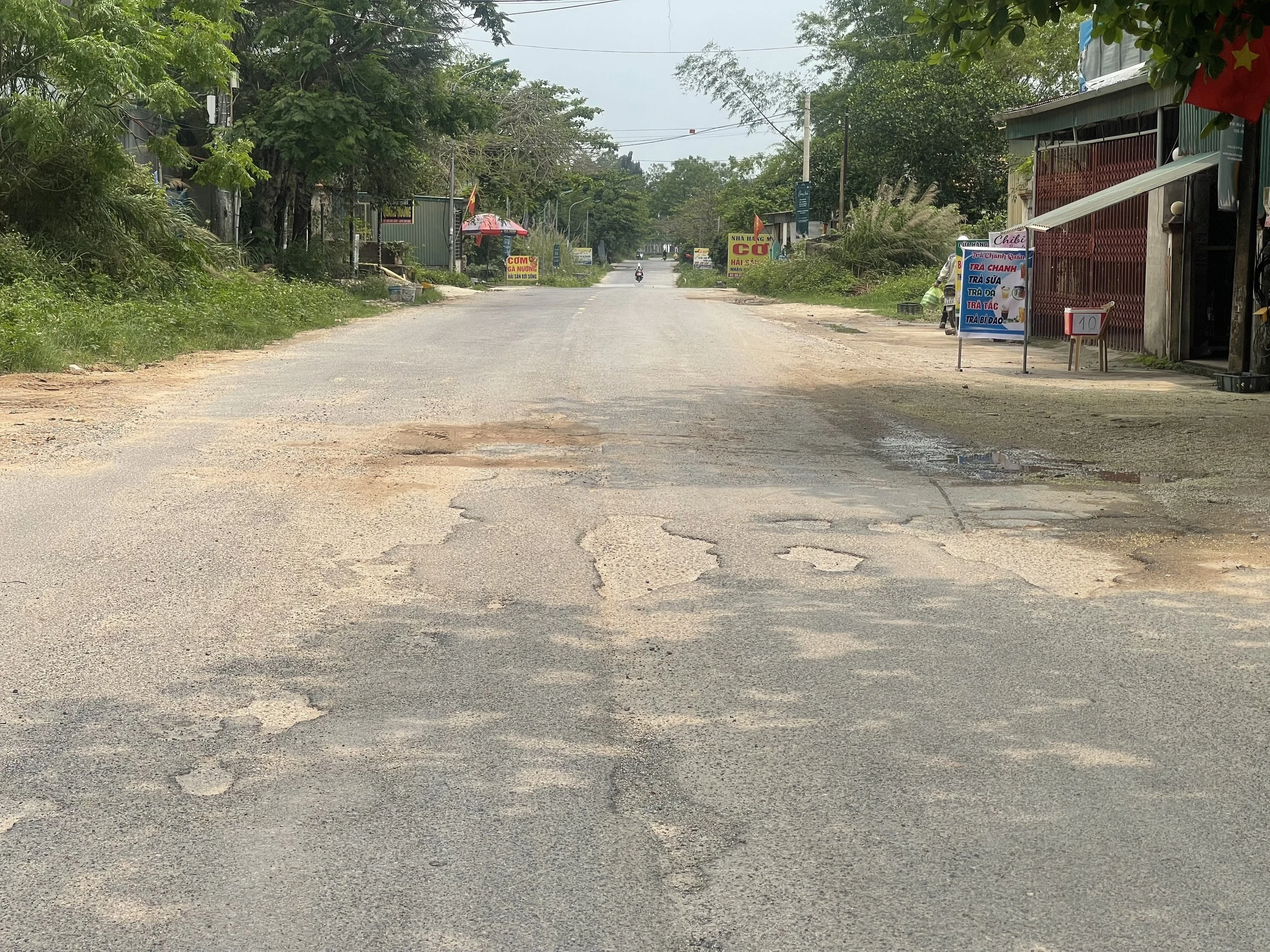 Cận cảnh Cận cảnh
