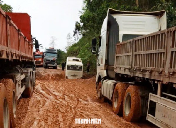 Cận cảnh con đường Cận cảnh con đường