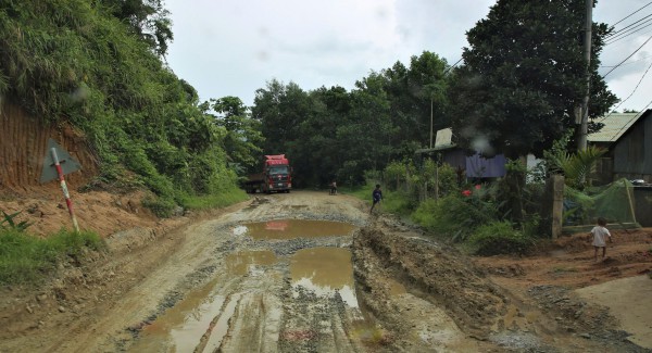 Cận cảnh đoạn quốc lộ “đau khổ”, nỗi ám ảnh của tài xế và người dân
