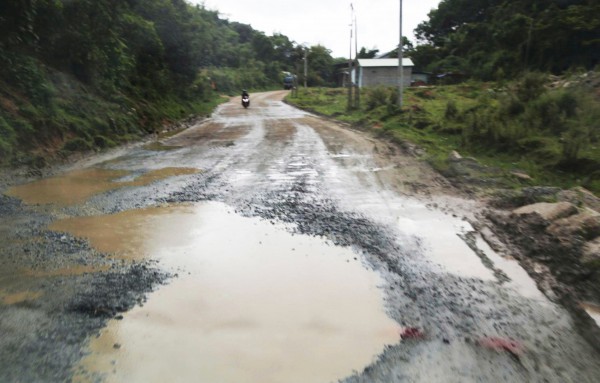 Cận cảnh đoạn quốc lộ “đau khổ”, nỗi ám ảnh của tài xế và người dân