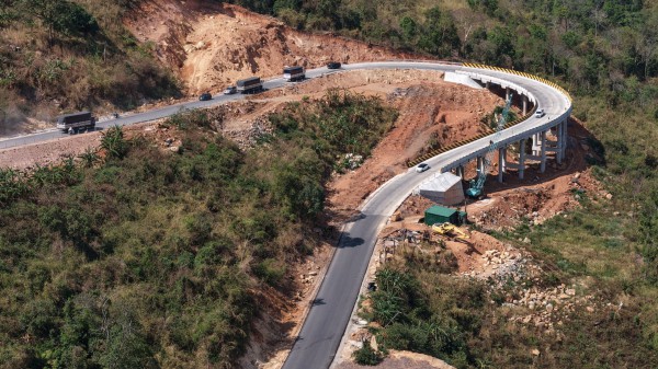 Cận cảnh quốc lộ 28B - cung đường mới đi Đà Lạt đang về đích