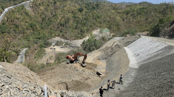 Cận cảnh quốc lộ 28B - cung đường mới đi Đà Lạt đang về đích