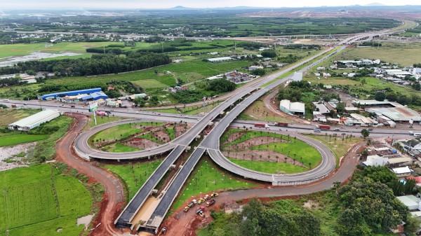 Cận cảnh sân bay Long Thành 1 tháng trước ngày đón chuyến bay đầu tiên