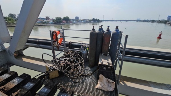 Cầu Ghềnh sẽ được gia cố để lưu thông tạm từ ngày 12.3