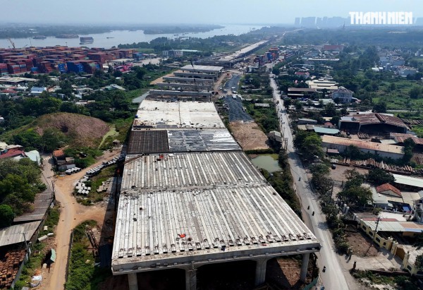 Cầu cạn Vành đai 3 đi qua Vinhomes Grand Park khi nào xong?