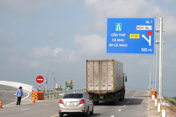 Chính thức cho xe đi cao tốc Cần Thơ - Hậu Giang tối đa 80km/h