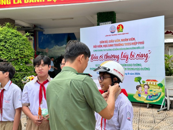 Công an TPHCM: Tăng cường tuyên truyền an toàn giao thông tại các trường học