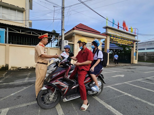 Công an TPHCM: Đảm bảo TTATGT trong ngày khai giảng năm học mới