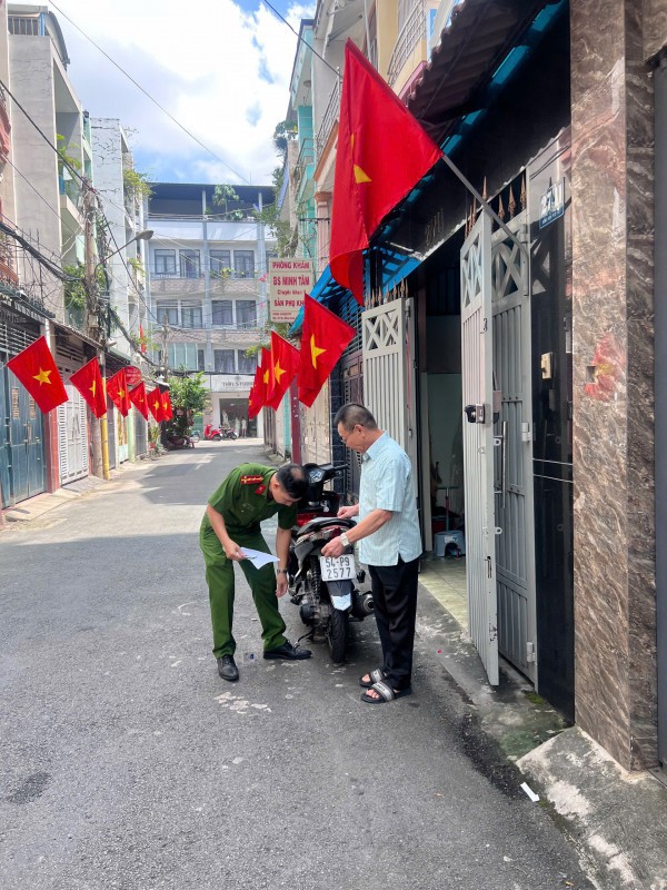 Công an TPHCM "đi từng nhà rà từng xe": Làm sạch dữ liệu hơn 205.000 phương tiện