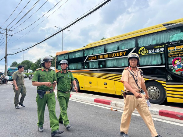 Công an TP.HCM tổng xử lý xe khách, bến bãi ngay sau phản ánh của Thanh Niên