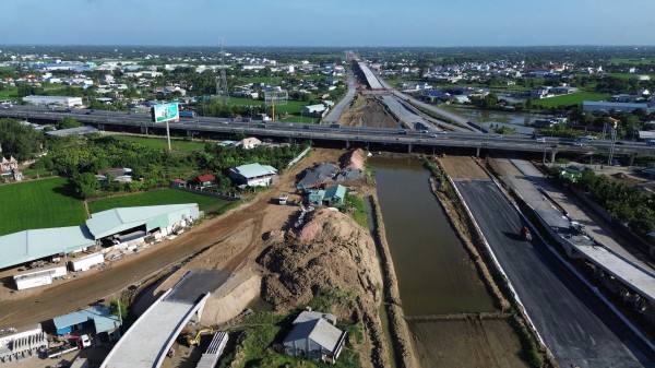Ký giao ước 100 ngày đêm, Vành đai 3 TP.HCM có kịp thông xe đúng hẹn? Ký giao ước 100 ngày đêm, Vành đai 3 TP.HCM có kịp thông xe đúng hẹn?