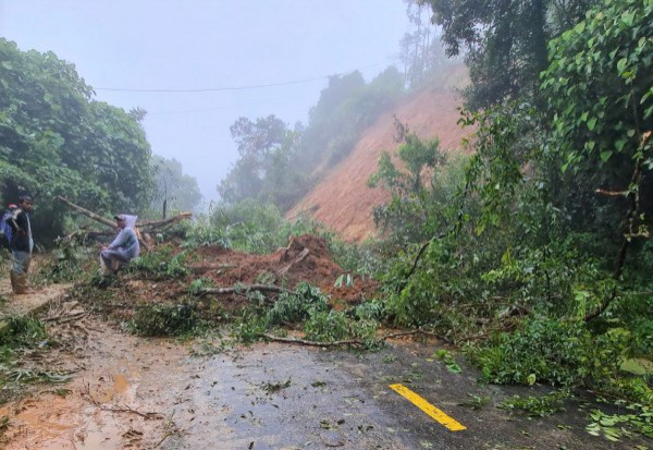 Lâm Đồng công bố tình huống khẩn cấp về thiên tai tại QL20 và QL28