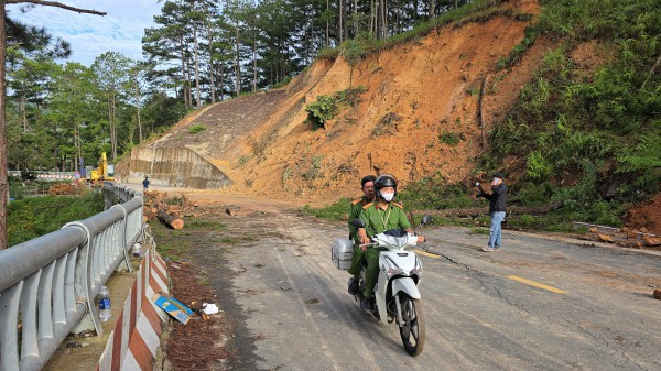 Lâm Đồng công bố tình huống khẩn cấp về thiên tai tại QL20 và QL28