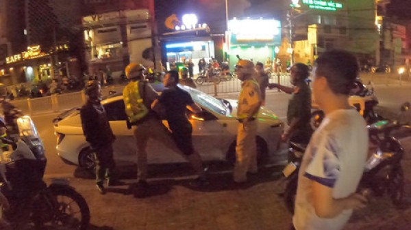 Lật tẩy hành vi "trộm long, tráo phụng" trong vụ tài xế vi phạm độ cồn, gây rối trật tự công cộng