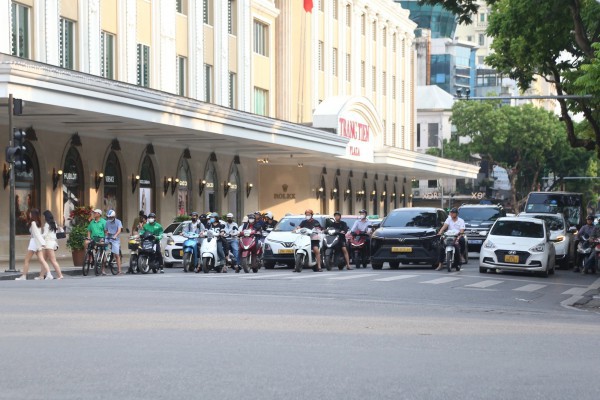 Lộ trình cấm xe xăng vào nội đô Hà Nội từ 1.7