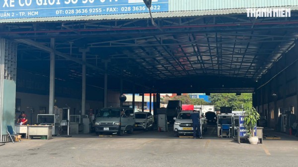 Ngày đầu áp dụng quy định đăng kiểm mới: Tắc nghẽn, chờ đợi do… lỗi phần mềm