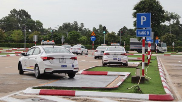 Nhiều cải tiến giúp người dân thi sát hạch lái xe ôtô thuận tiện hơn