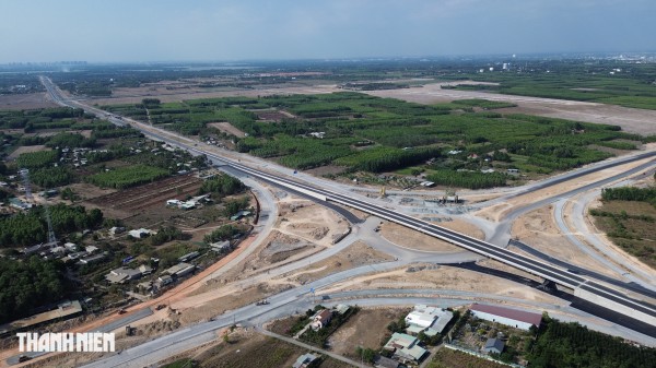 Những đại lộ sắp thông xe kết nối sân bay Long Thành