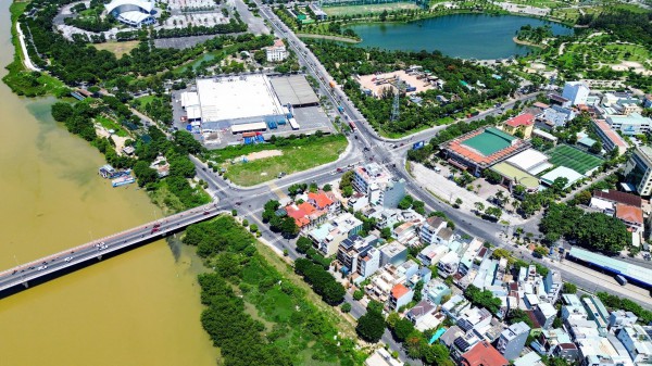 Nút giao thông cầu Hòa Xuân sắp 