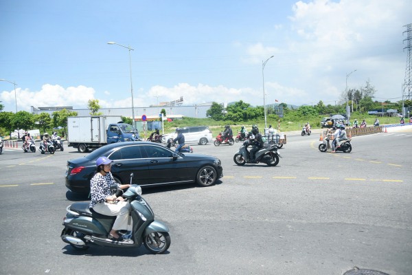 Nút giao thông cầu Hòa Xuân sắp 