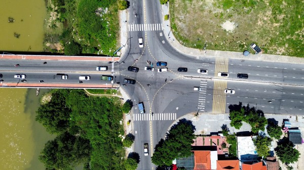 Nút giao thông cầu Hòa Xuân sắp 