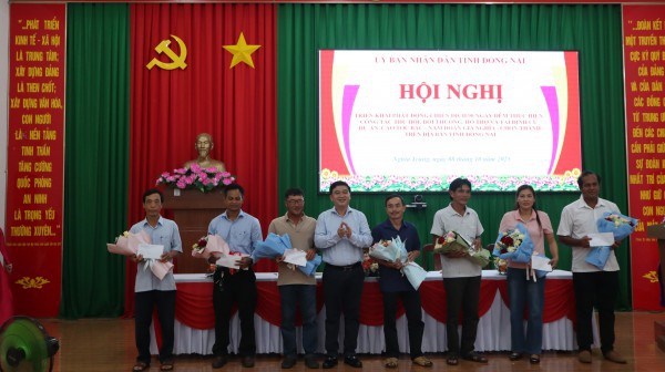 Phát động Phát động