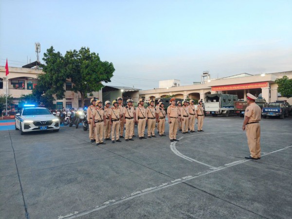 Phòng CSGT Công an TPHCM huy động tổng lực vì bình yên, an toàn trên những tuyến đường