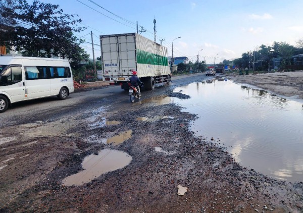 QL14B thi công chậm: Bí thư Đà Nẵng lệnh 