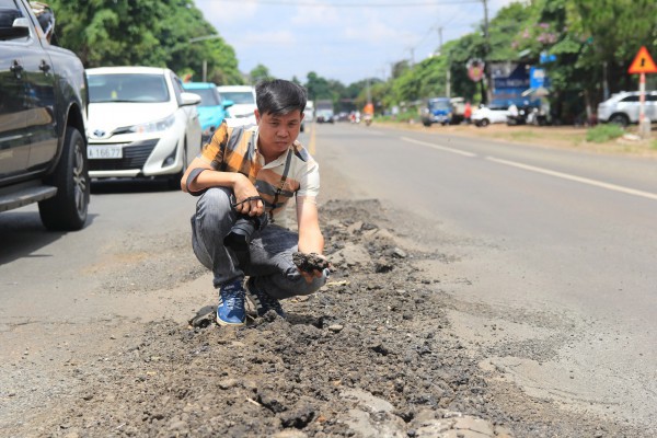 Quốc lộ 19 hơn 3.600 tỉ đồng xuống cấp khi chưa bàn giao