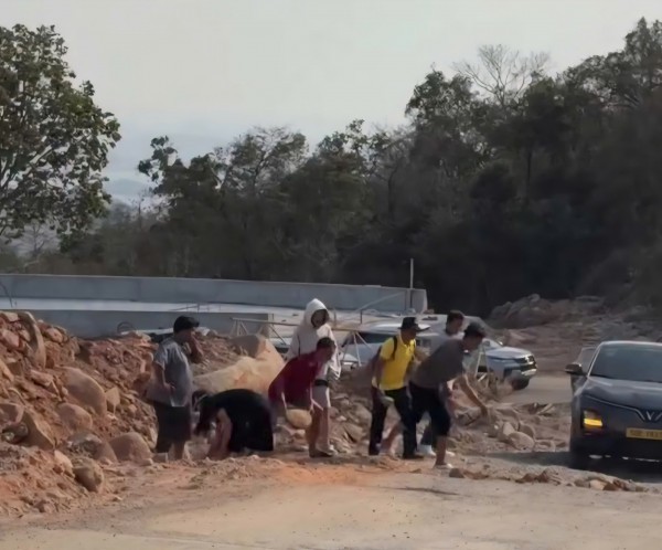 Quốc lộ 28B: Nỗi ám ảnh của tài xế, du khách trong dịp Tết Bính Ngọ