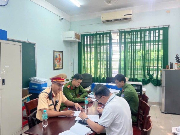 Siết chặt quản lý, xử lý “lò độ” xe quanh trường học