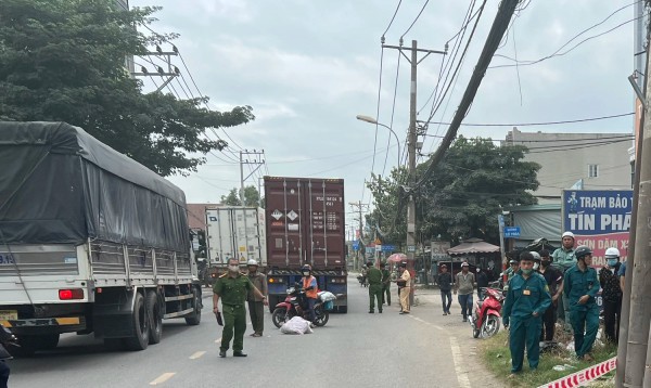 TP.HCM: Gặp nạn trên đường đi bán rau, người phụ nữ tử vong thương tâm