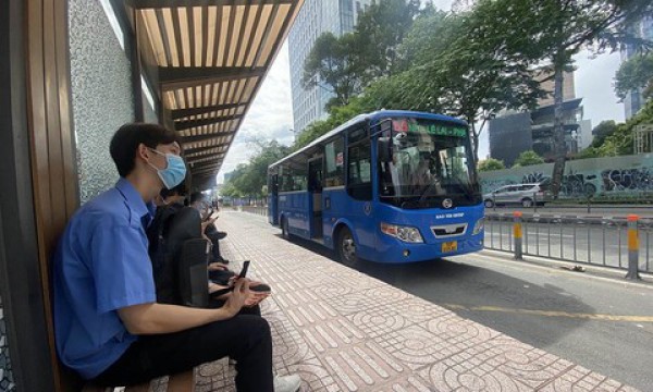 TPHCM lên kế hoạch đưa rước công chức từ các địa phương sáp nhập lên làm việc bằng xe buýt