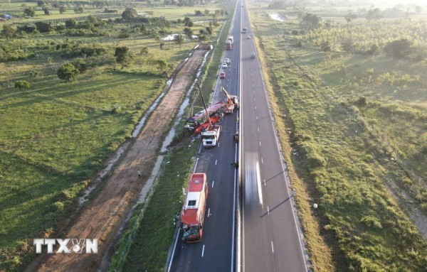 Tai nạn giữa hai xe khách trên cao tốc Vĩnh Hảo-Phan Thiết, 2 người tử vong