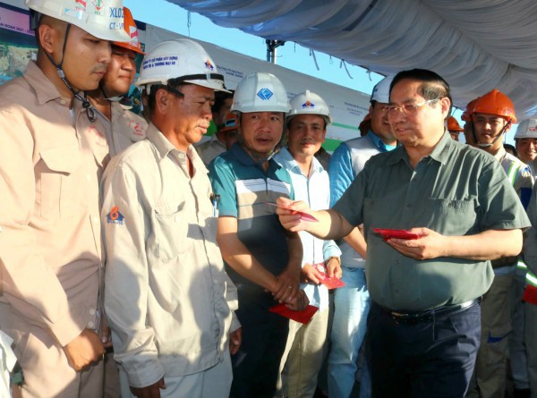 Thủ tướng Phạm Minh Chính kiểm tra tiến độ cao tốc Bắc - Nam tại Đắk Lắk