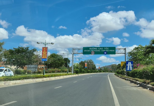 Vì sao 2 tuyến cao tốc ở Lâm Đồng khởi công rầm rộ rồi 